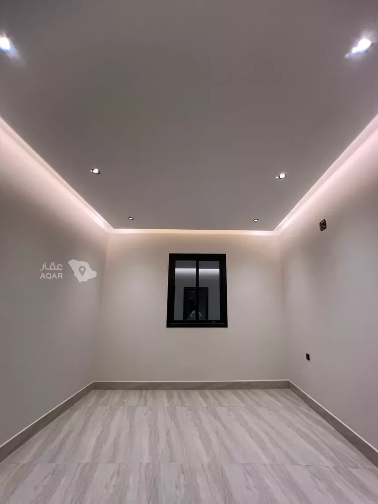 Floor for Sale in Riyadh Dirab 8
