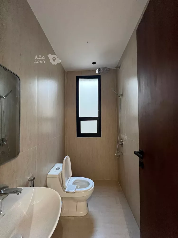 Floor for Sale in Riyadh Dirab 17