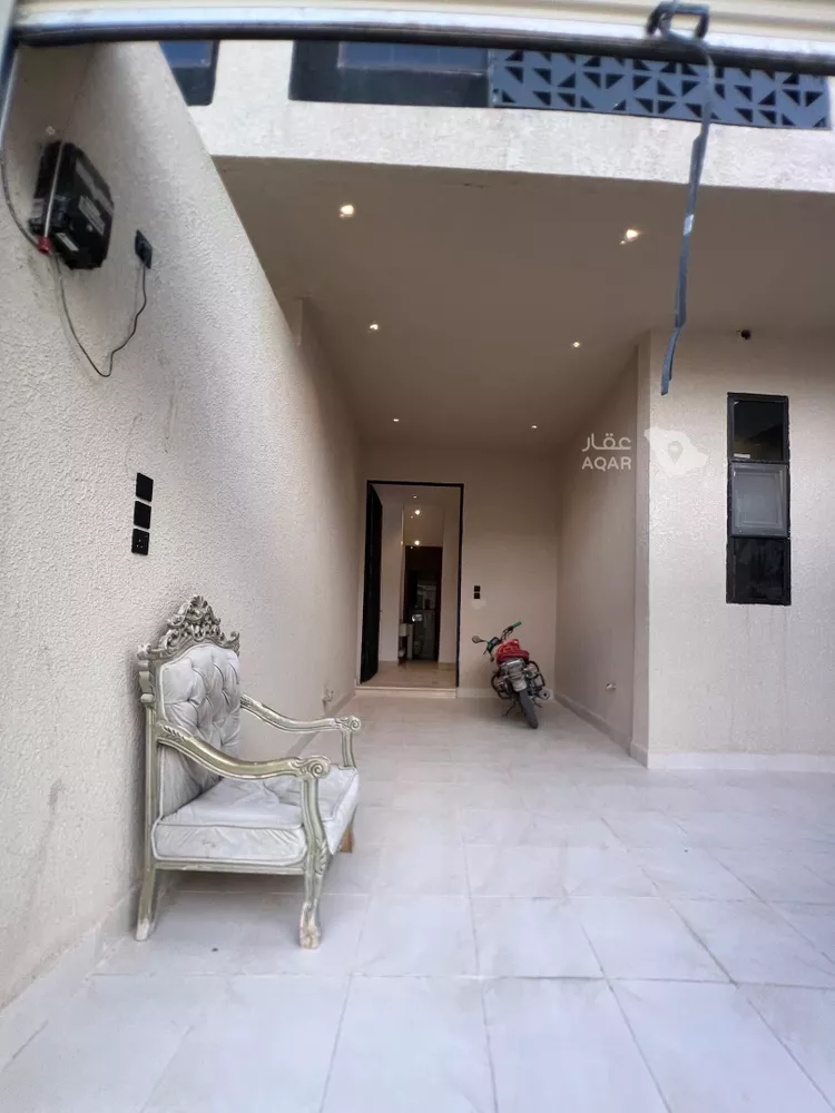 Villa for Sale in Riyadh Badr 4