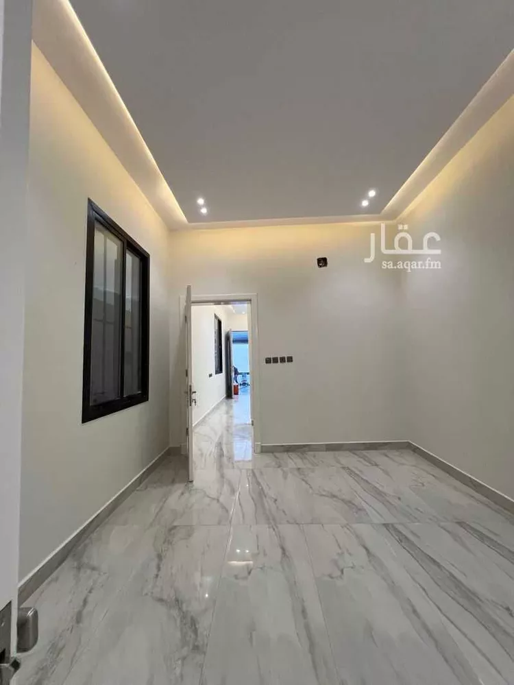 دور للبيع في شارع أكمل القرشي, حي بدر, مدينة الرياض, منطقة الرياض صورة 5