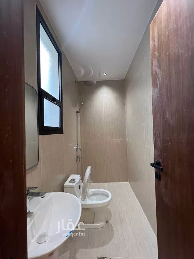 Floor for Sale in Riyadh Dirab 29