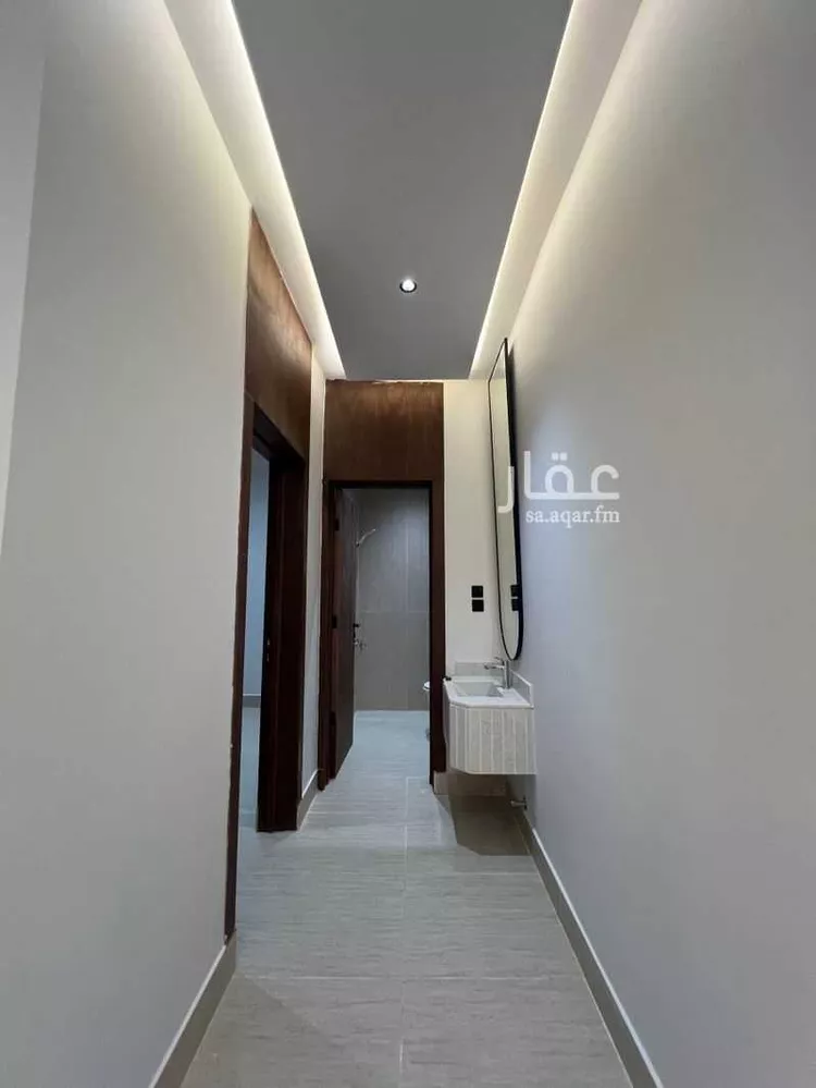 Floor for Sale in Riyadh Dirab 19