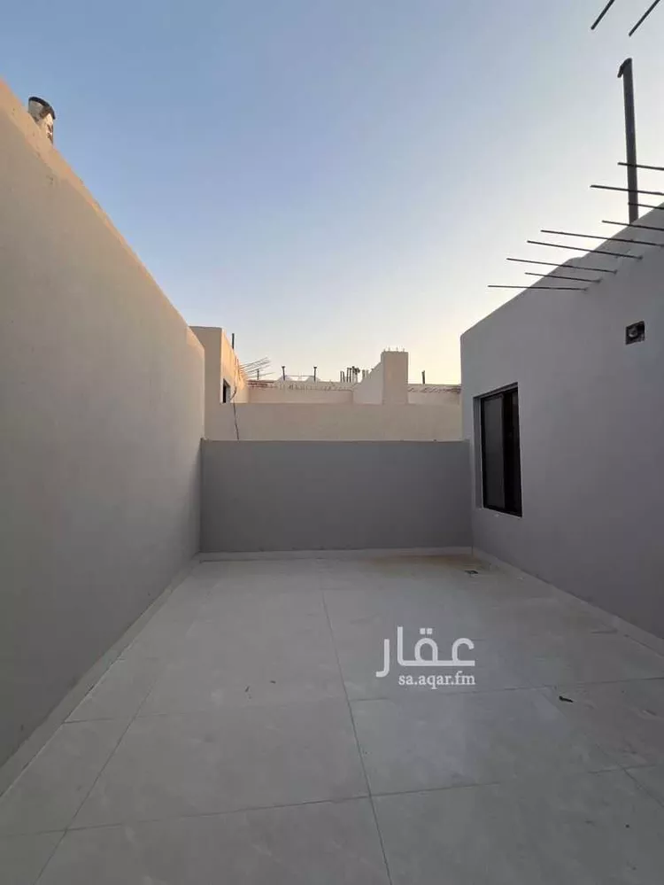 دور للبيع في شارع ابي المعالي اليماني, حي بدر, مدينة الرياض, منطقة الرياض 15