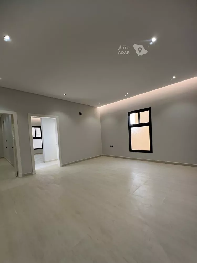 Floor for Sale in Riyadh Badr 8