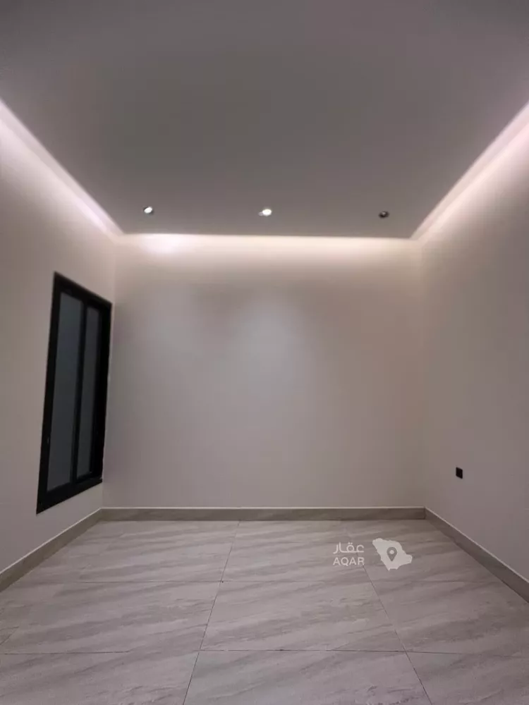 Floor for Sale in Riyadh Dirab 23