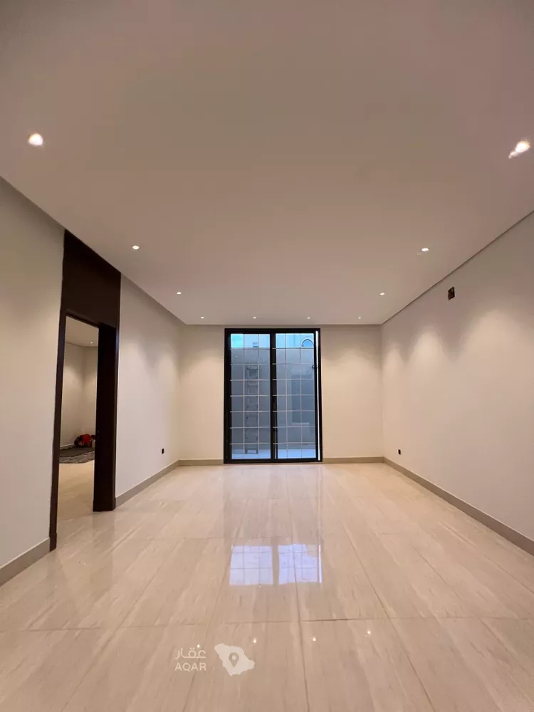 Villa for Sale in Riyadh Badr 6