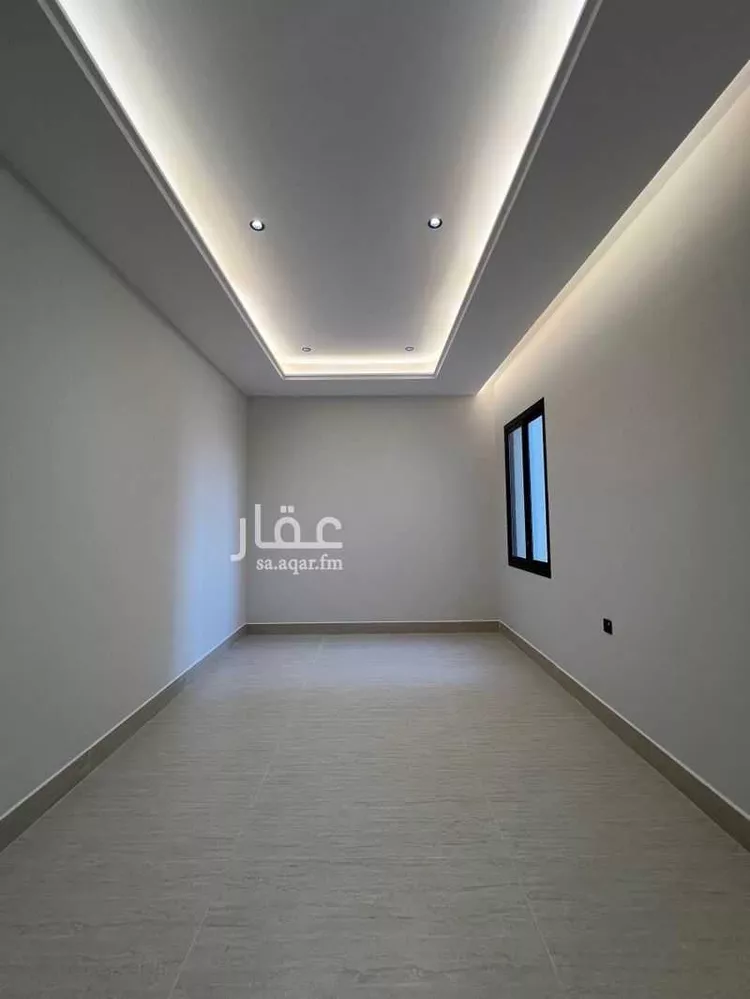 Floor for Sale in Riyadh Dirab 27