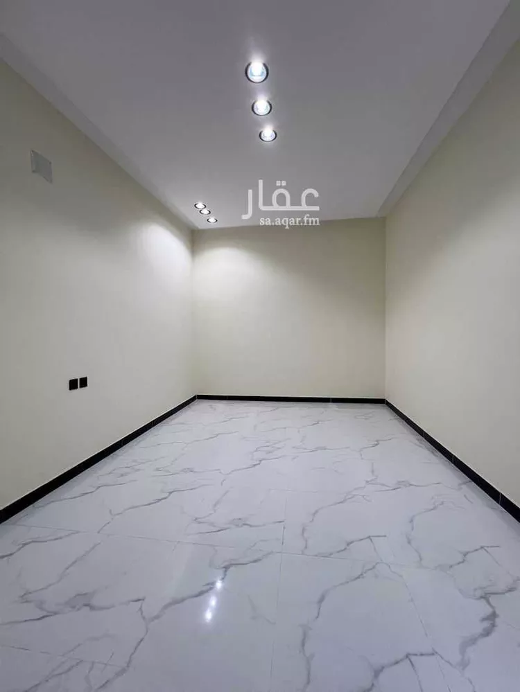 Floor for Sale in Riyadh Badr 15