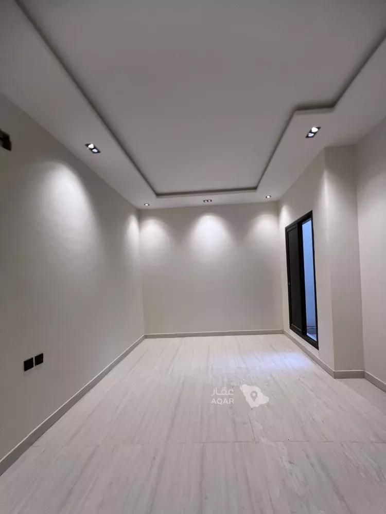 Floor for Sale in Riyadh Badr 15