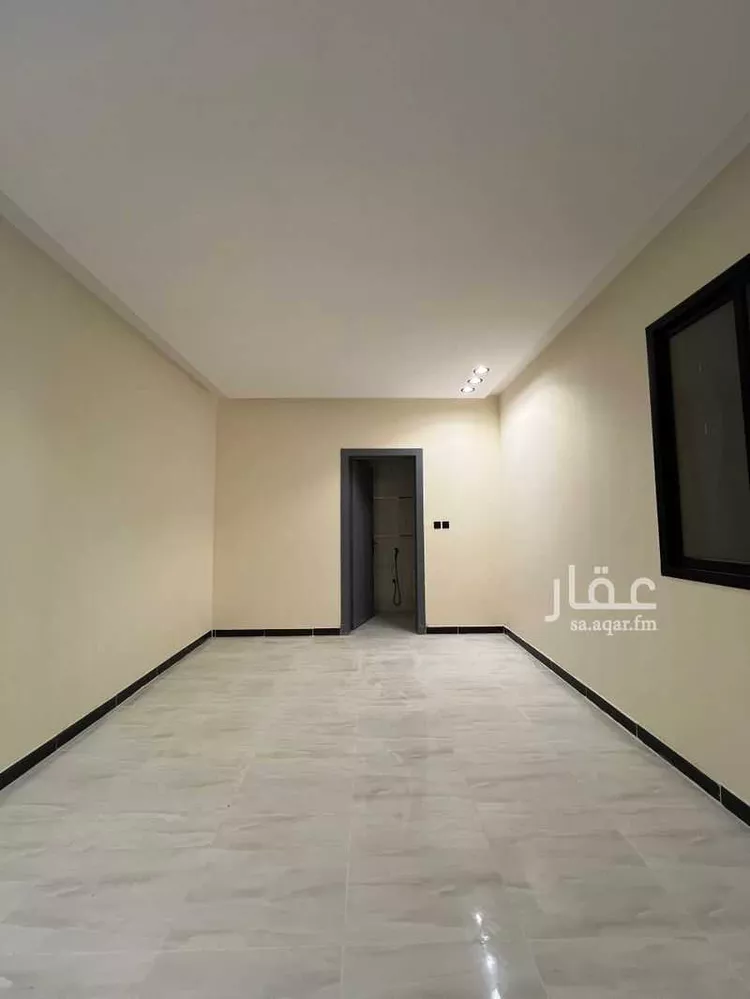 دور للبيع في شارع عبدالله بن ابيه, حي بدر, مدينة الرياض, منطقة الرياض صورة 5