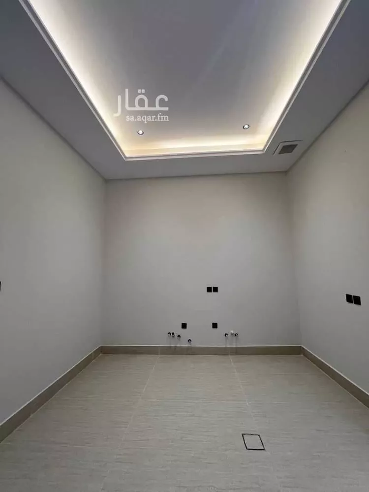 Floor for Sale in Riyadh Dirab 8