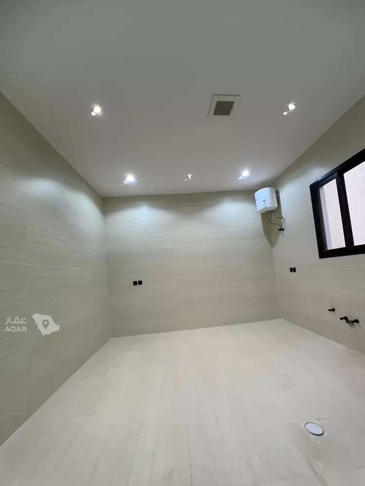 Floor for Sale in Riyadh Badr 14