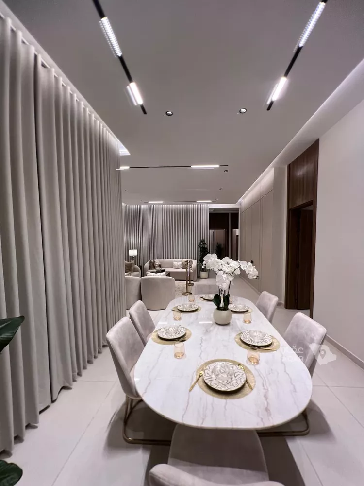 Floor for Sale in Riyadh Okaz ุตูุฑุฉ 4
