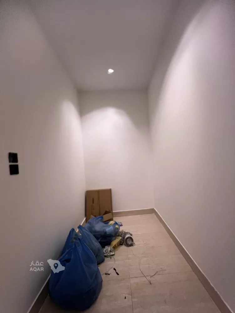 Villa for Sale in Riyadh Badr 12