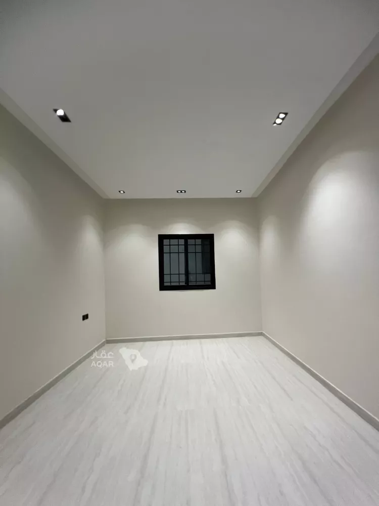 Floor for Sale in Riyadh Badr 9