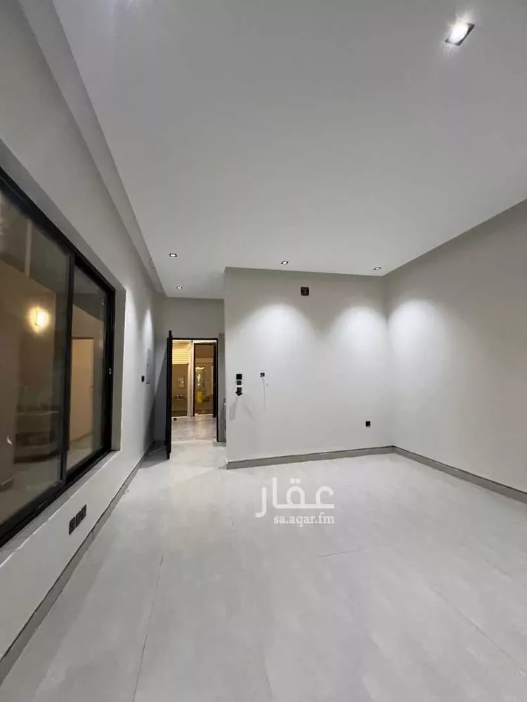 دور للبيع في شارع احمد, حي بدر, مدينة الرياض, منطقة الرياض صورة 4
