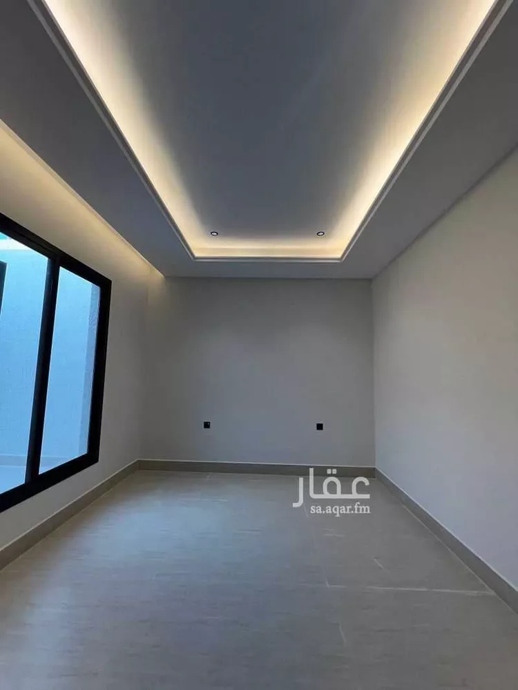 Floor for Sale in Riyadh Dirab 10