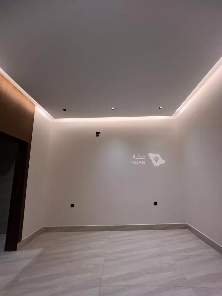 Floor for Sale in Riyadh Dirab 22