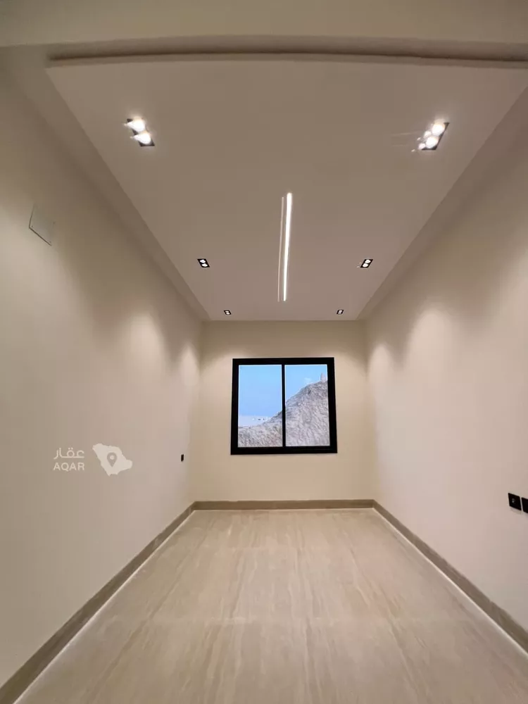 Floor for Sale in Riyadh Taiba 10
