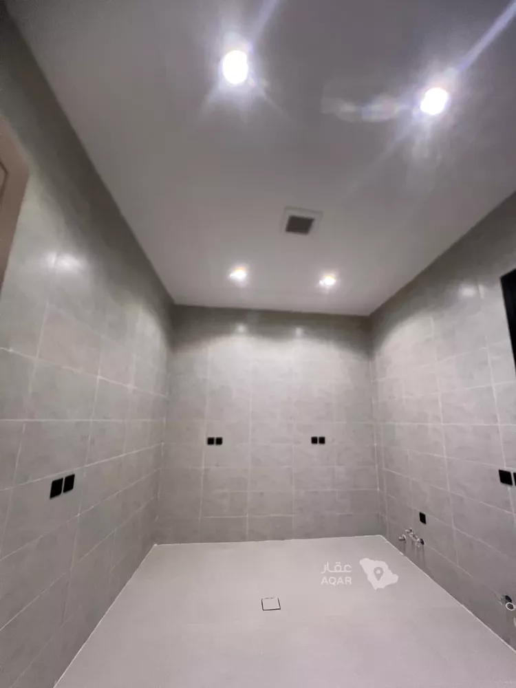 Floor for Sale in Riyadh Dahiat Namar 6