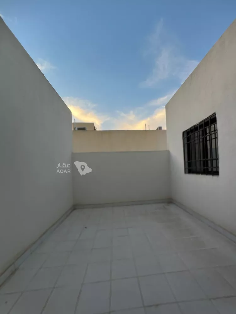 دور للبيع في حي بدر, مدينة الرياض, منطقة الرياض 12