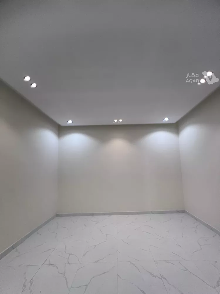 دور للبيع في شارع الإمام مسلم, حي بدر, مدينة الرياض, منطقة الرياض 8