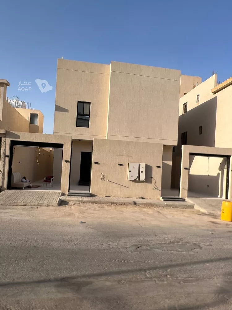 دور للبيع في شارع مالك بن الحارث, حي بدر, مدينة الرياض, منطقة الرياض