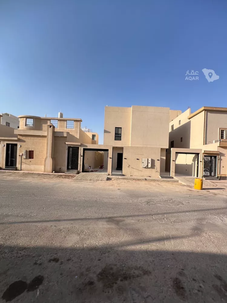 دور للبيع في شارع مالك بن الحارث, حي بدر, مدينة الرياض, منطقة الرياض 2