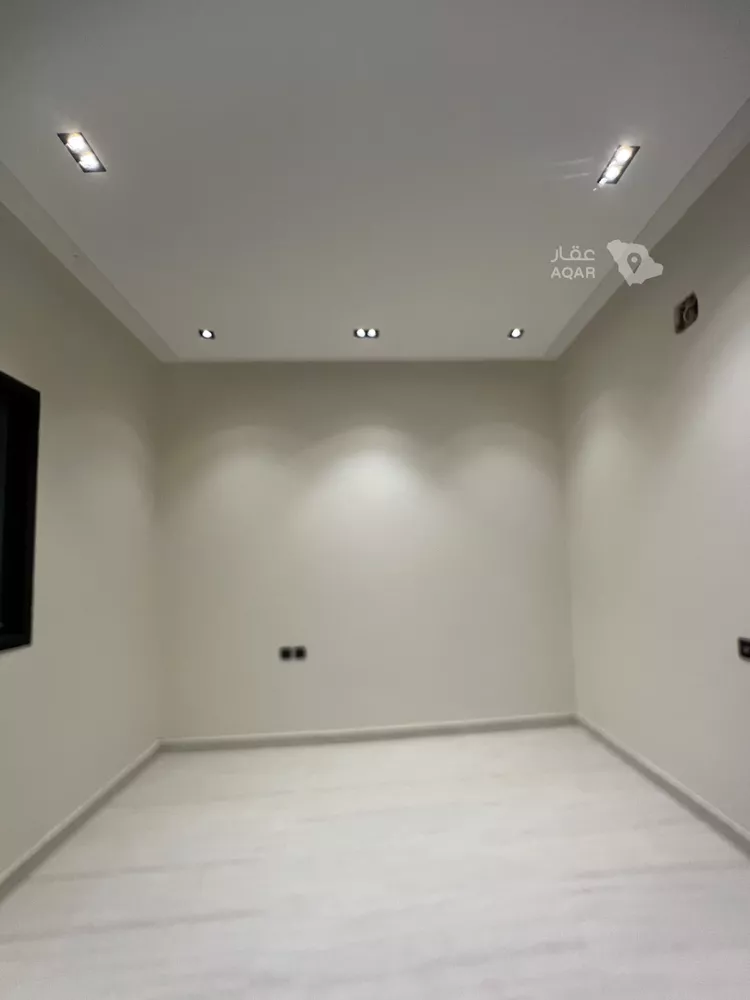 Floor for Sale in Riyadh Badr 11