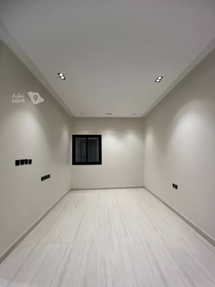 Floor for Sale in Riyadh Badr 13