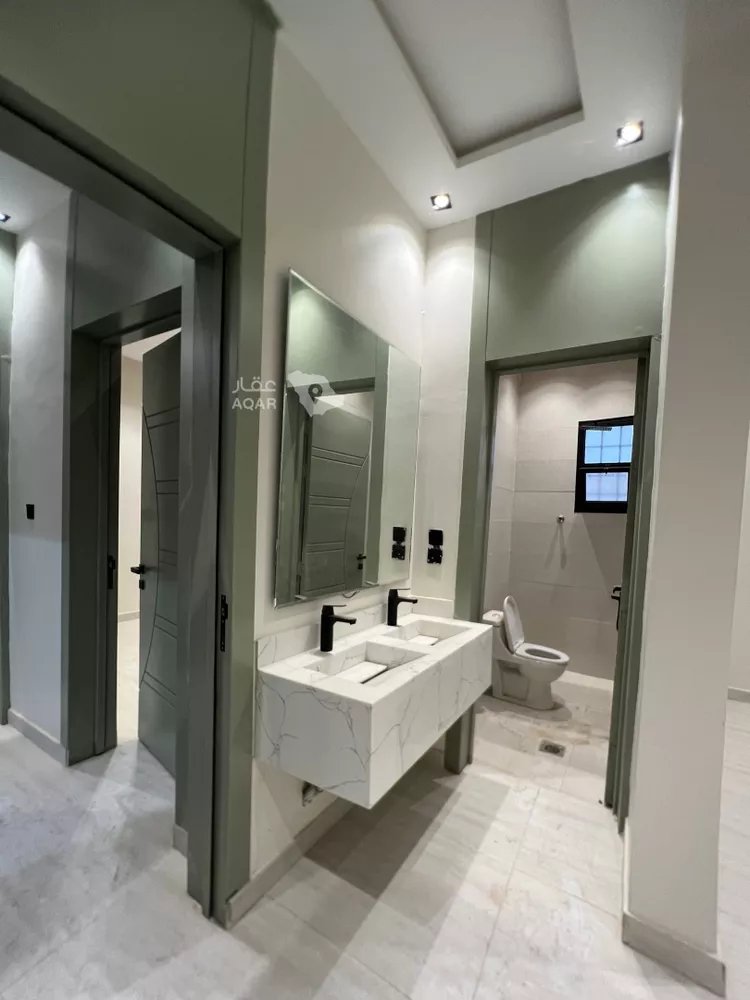 Floor for Sale in Riyadh Badr 10