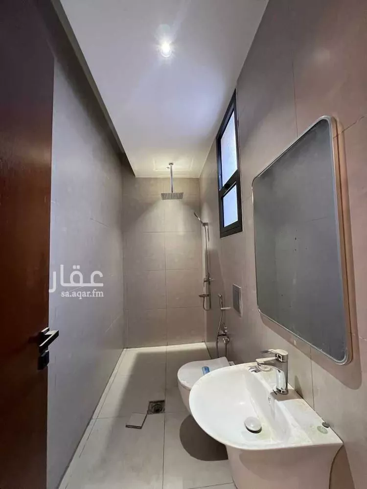 Floor for Sale in Riyadh Dirab 22