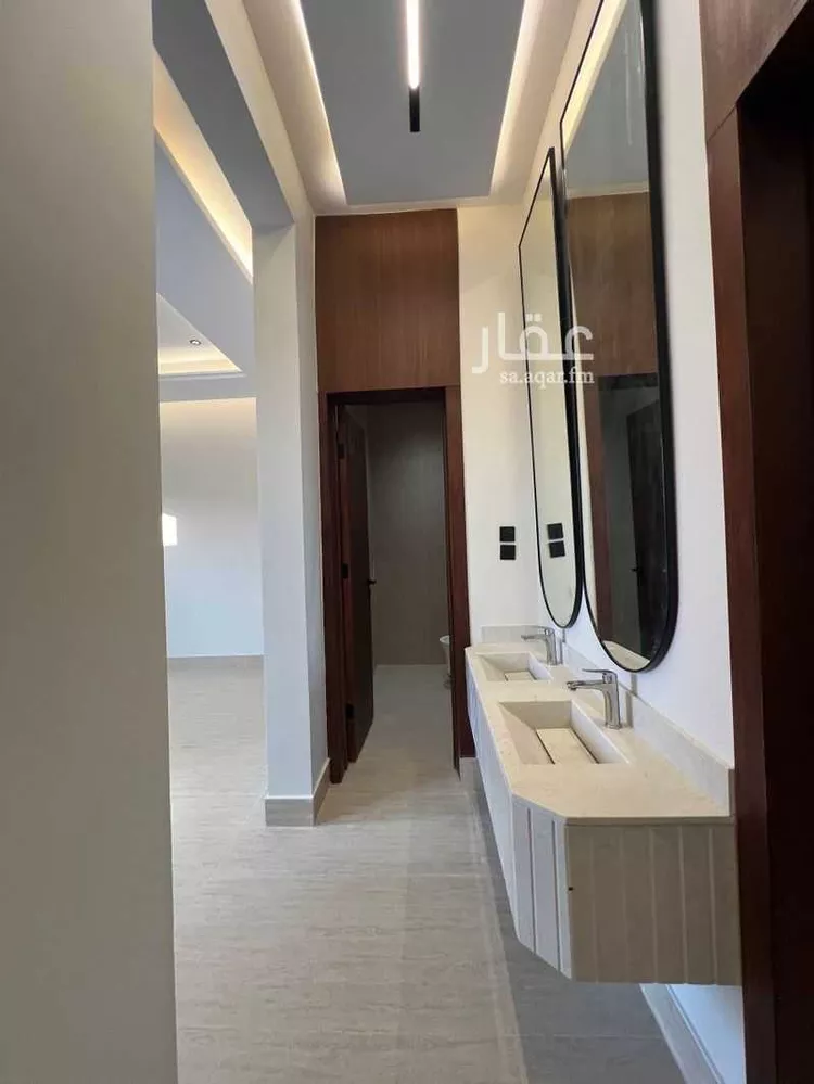 Floor for Sale in Riyadh Dirab 7