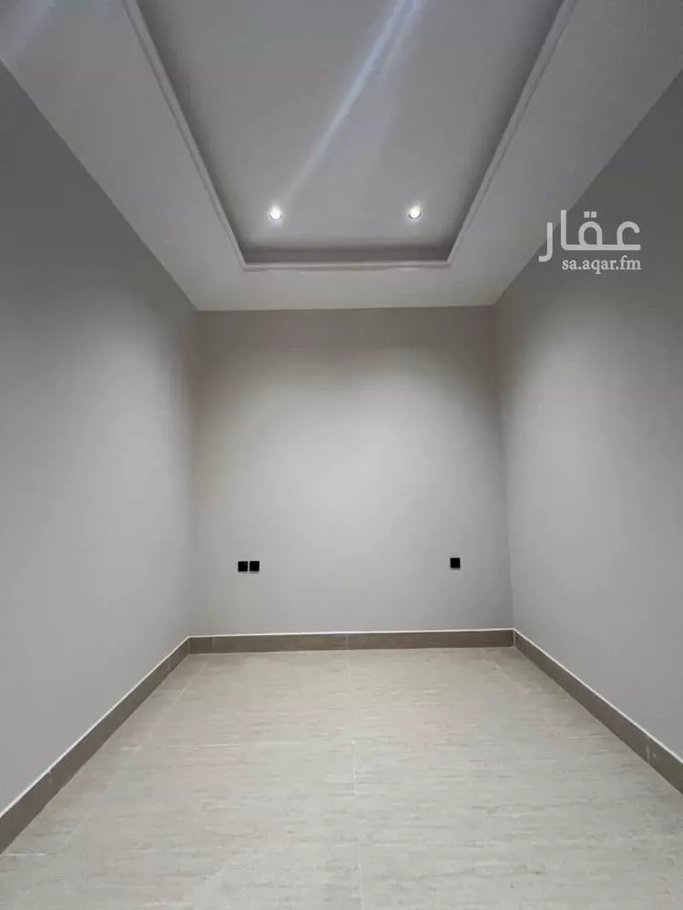 Floor for Sale in Riyadh Dirab 11