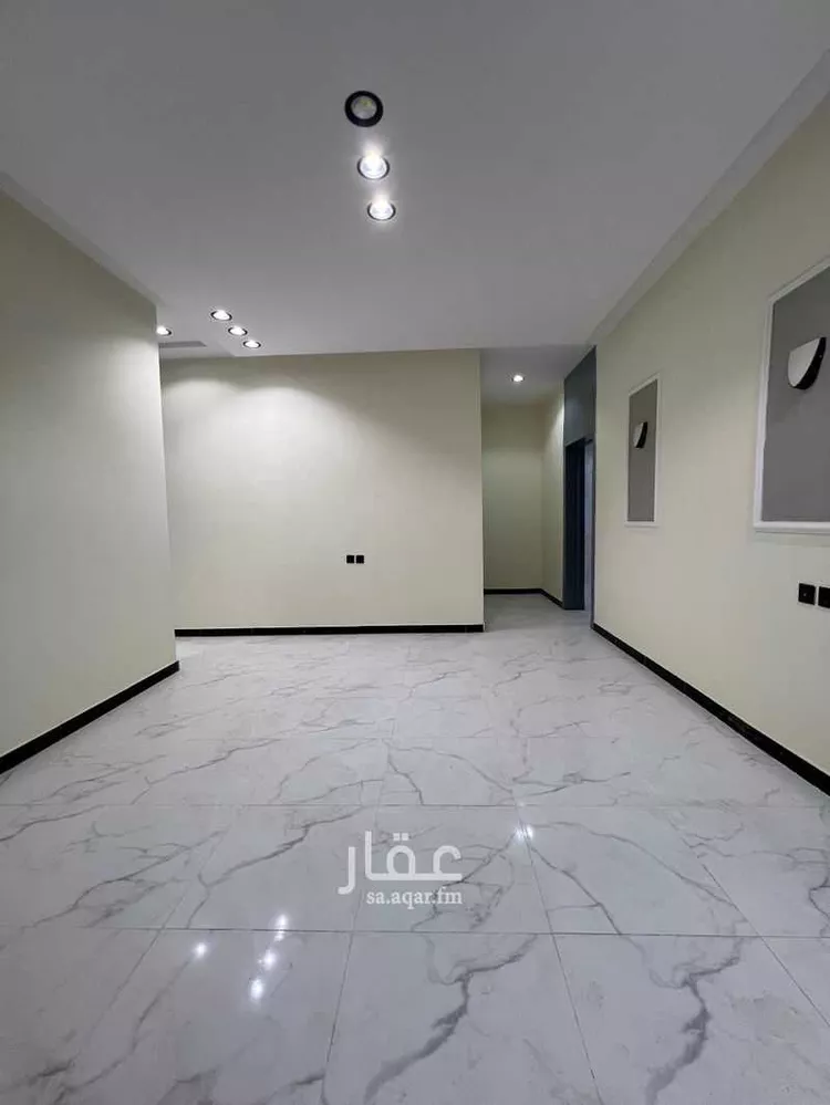 Floor for Sale in Riyadh Badr 8