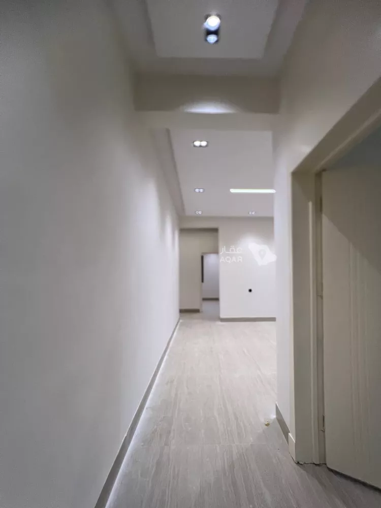 Floor for Sale in Riyadh Taiba 11