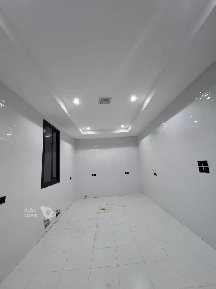 Floor for Sale in Riyadh Dahiat Namar 24