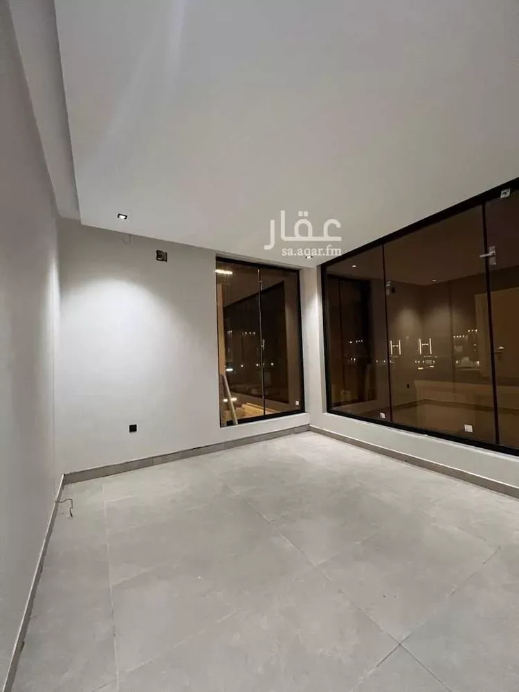 دور للبيع في شارع احمد, حي بدر, مدينة الرياض, منطقة الرياض صورة 5