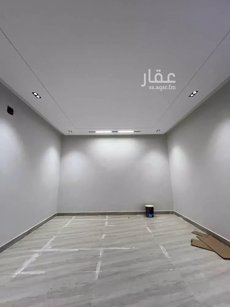 دور للبيع في شارع احمد بن رسلان, حي بدر, مدينة الرياض, منطقة الرياض 9