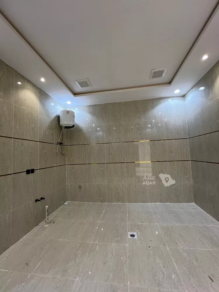 Floor for Sale in Riyadh Taiba 5
