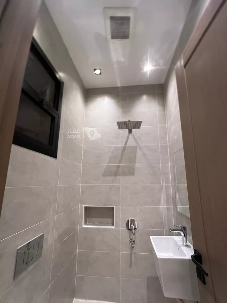 Floor for Sale in Riyadh Dahiat Namar 15