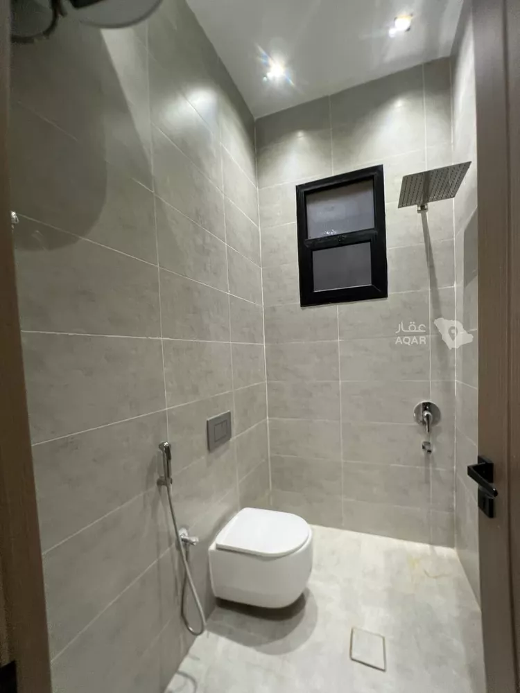 Floor for Sale in Riyadh Dahiat Namar 16