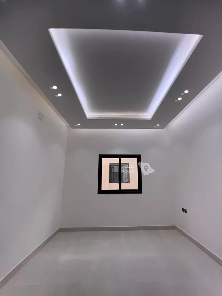Floor for Sale in Riyadh Dahiat Namar 18