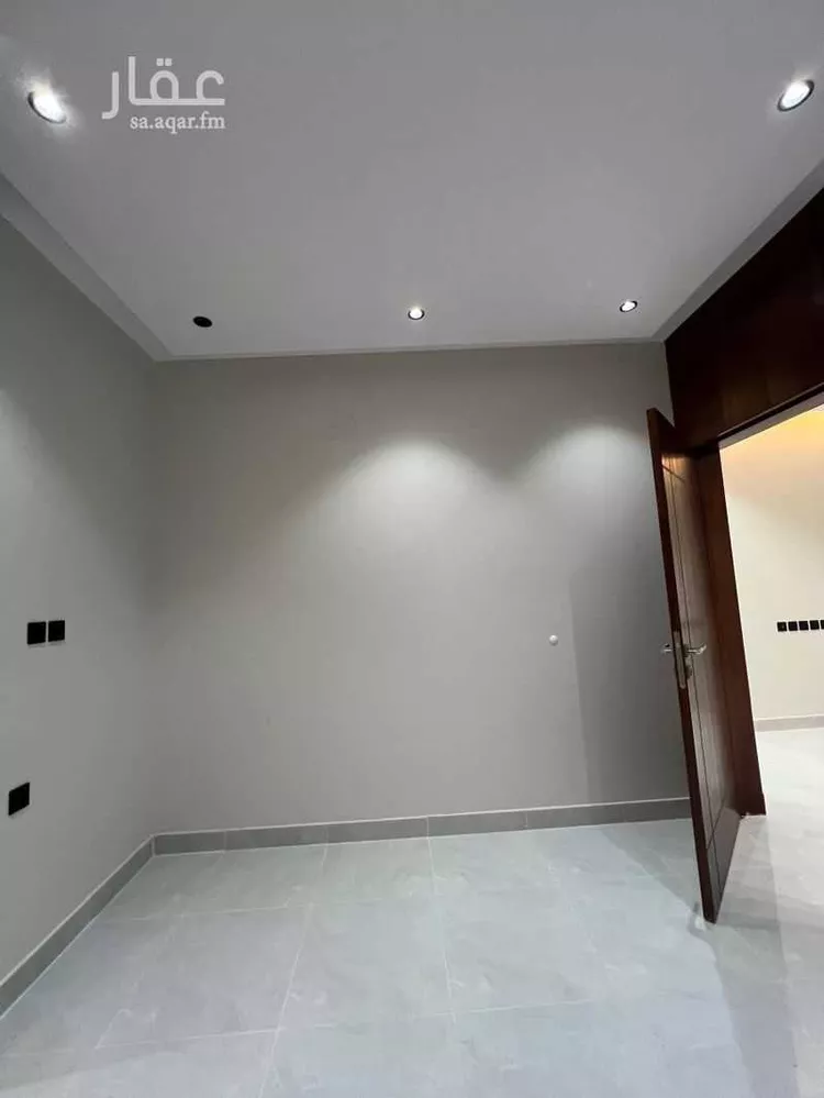 دور للبيع في شارع الحلقة, حي ديراب, مدينة الرياض, منطقة الرياض صورة 2
