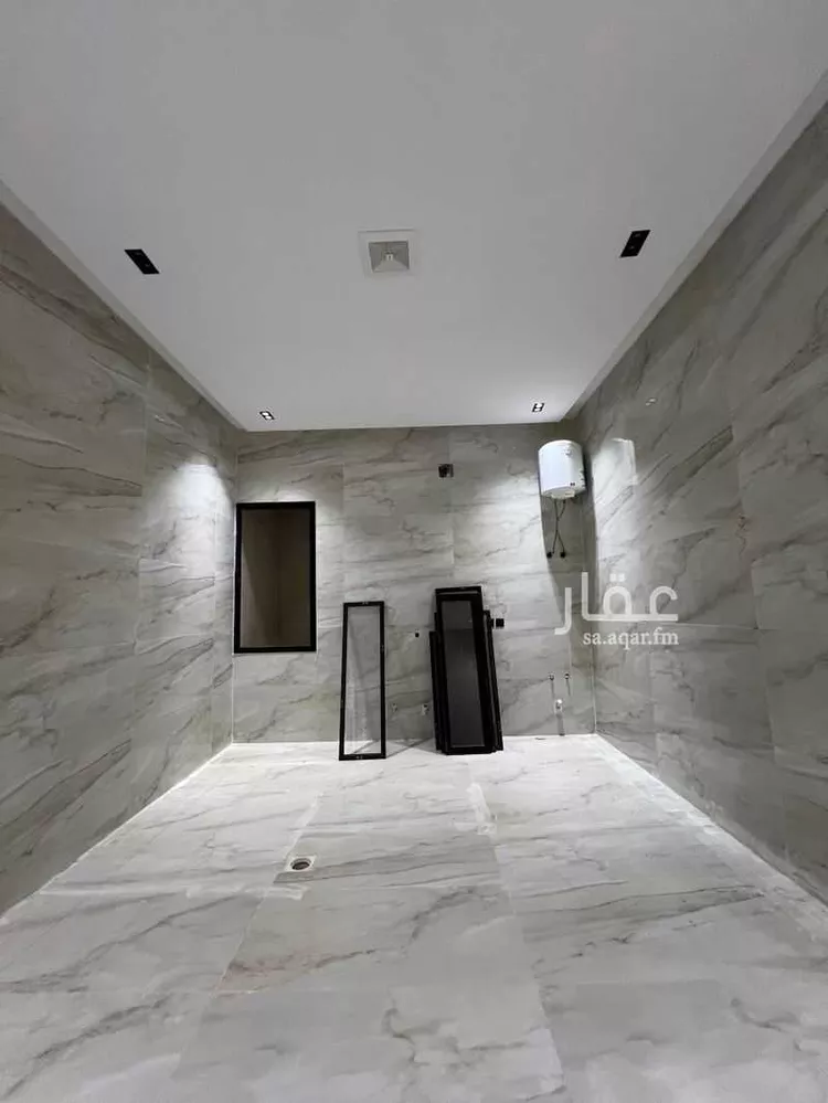 دور للبيع في شارع احمد بن رسلان, حي بدر, مدينة الرياض, منطقة الرياض 14
