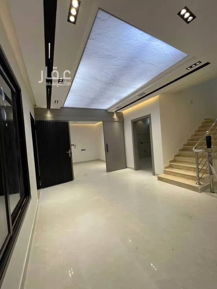 Floor for Sale in Riyadh Taiba 8