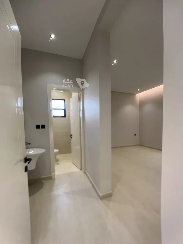Floor for Sale in Riyadh Badr صورة 4