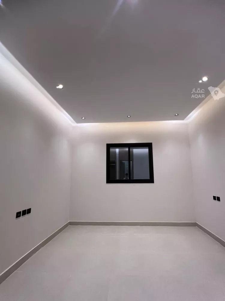 Floor for Sale in Riyadh Dahiat Namar 18