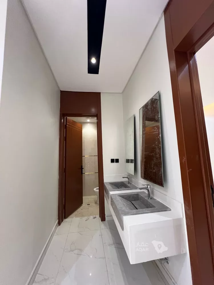 Floor for Sale in Riyadh Dahiat Namar 13