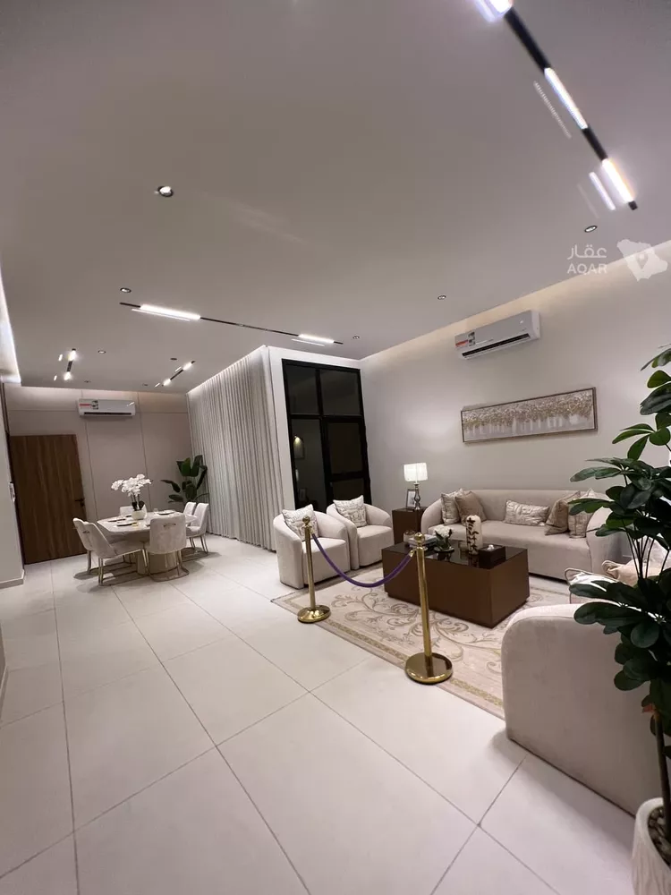 Floor for Sale in Riyadh Okaz 21